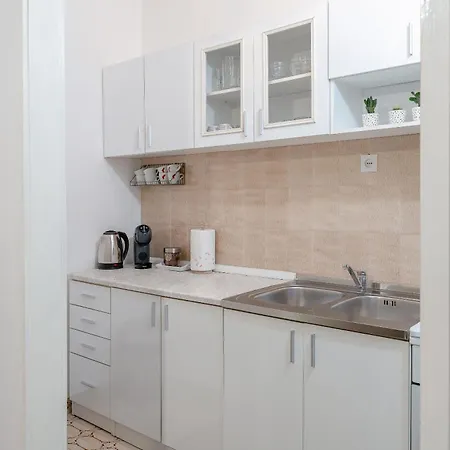 Apartman Slava *