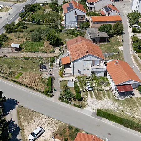 Apartman Slava Nin
